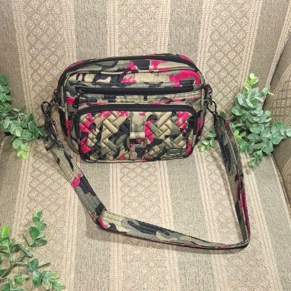 Lug Carousel 3 Camo Orchid Convertible Bag
